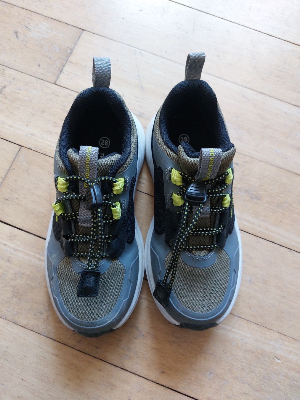 Scarpe per ragazzi: kinderschuh – Usato da Uster venduto da kat_kzz2