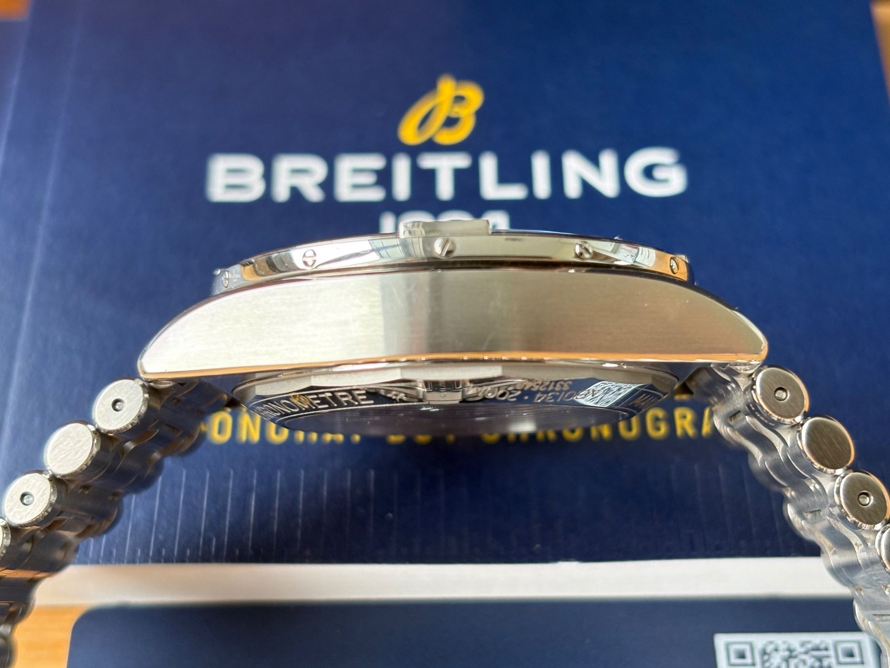 Breitling Orologi: BREITLING Chronomat B01 42 Panda Dial Fullset – Usato da Birsfelden venduto da Mynos 6