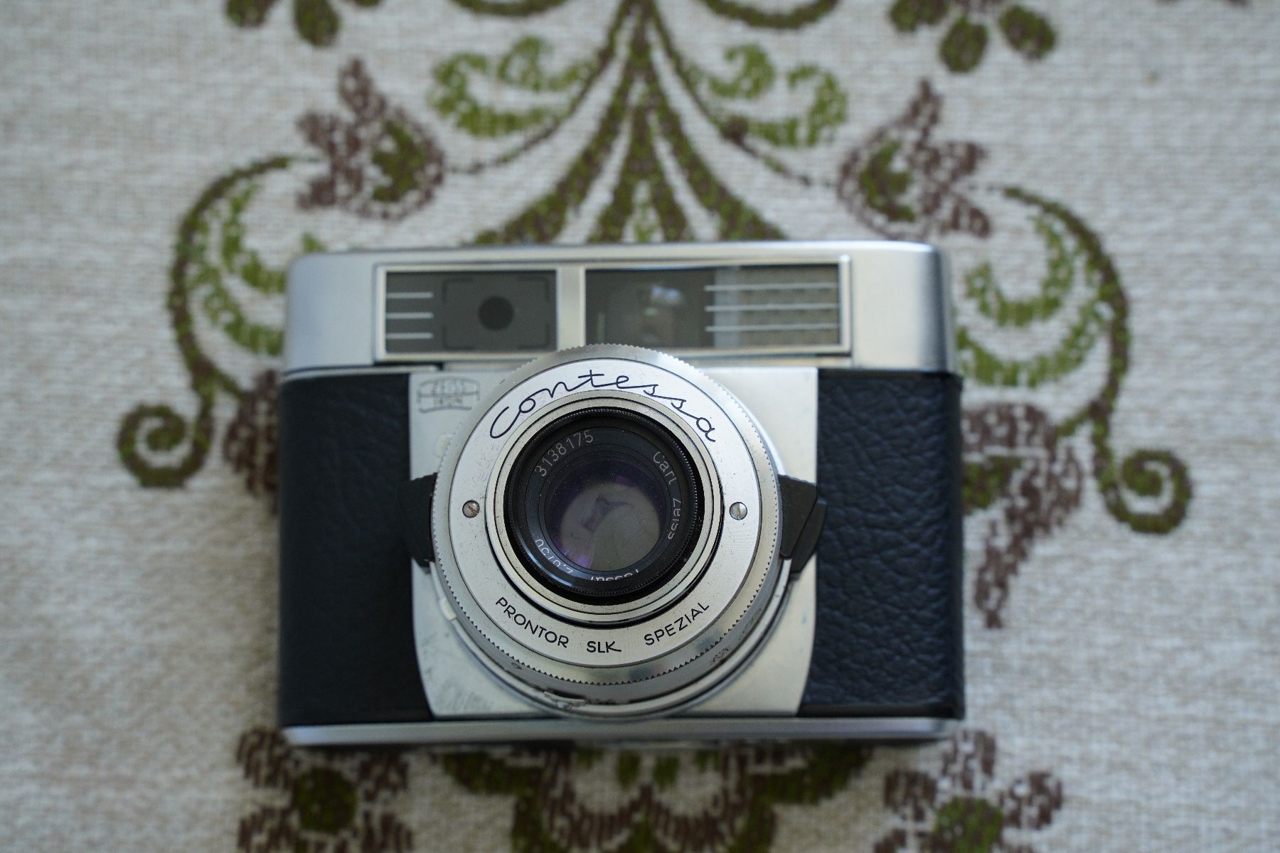 Zeiss Kamera: Zeiss Ikon Contessa - 50mm 2.8 – Defekt aus Dagmersellen von sim_zqh8 1