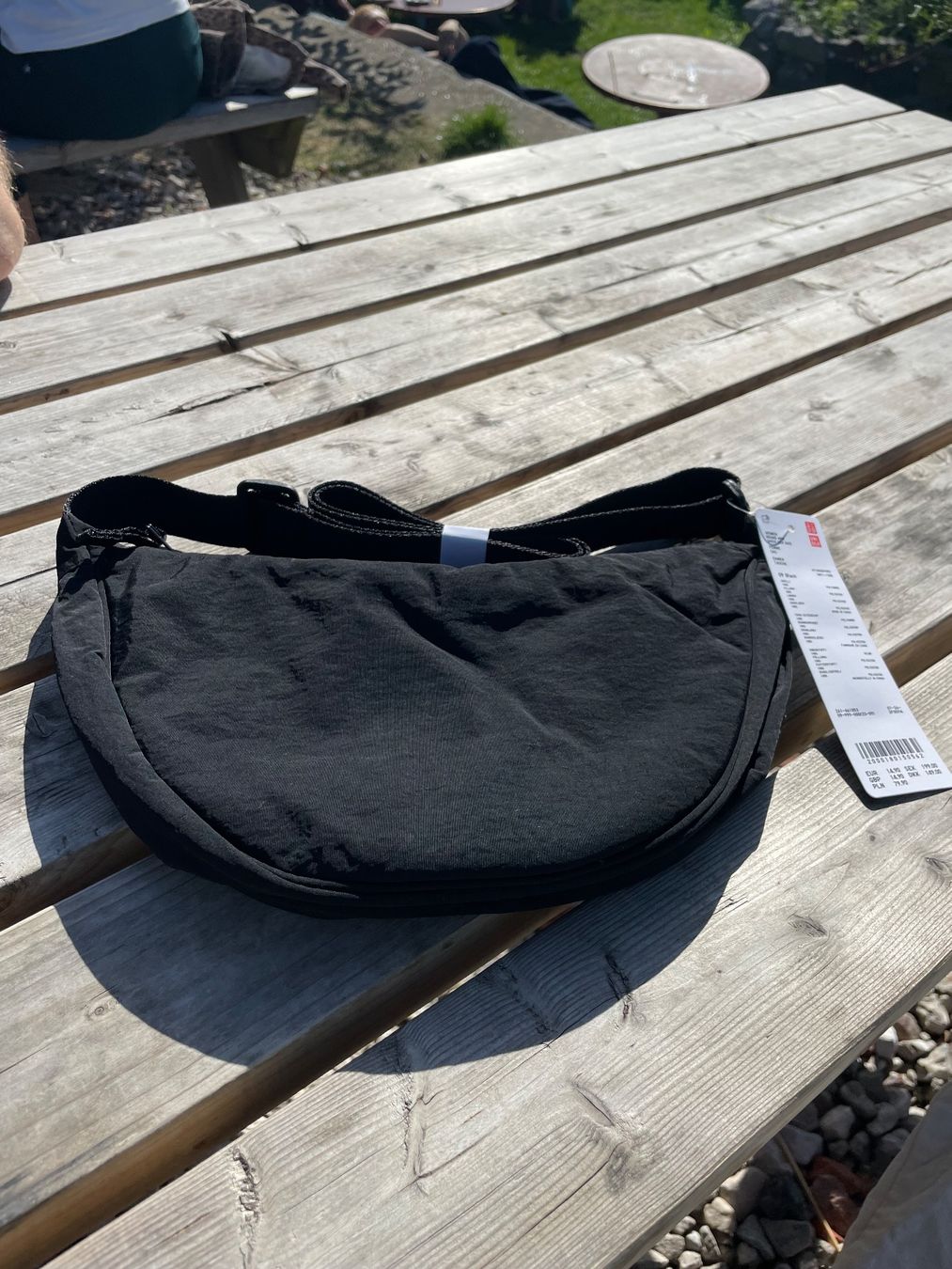Uniqlo Borse da donna: uniqlo round mini bag – Nuovo (secondo la descrizione) da Niederhelfenschwil venduto da Carolin_