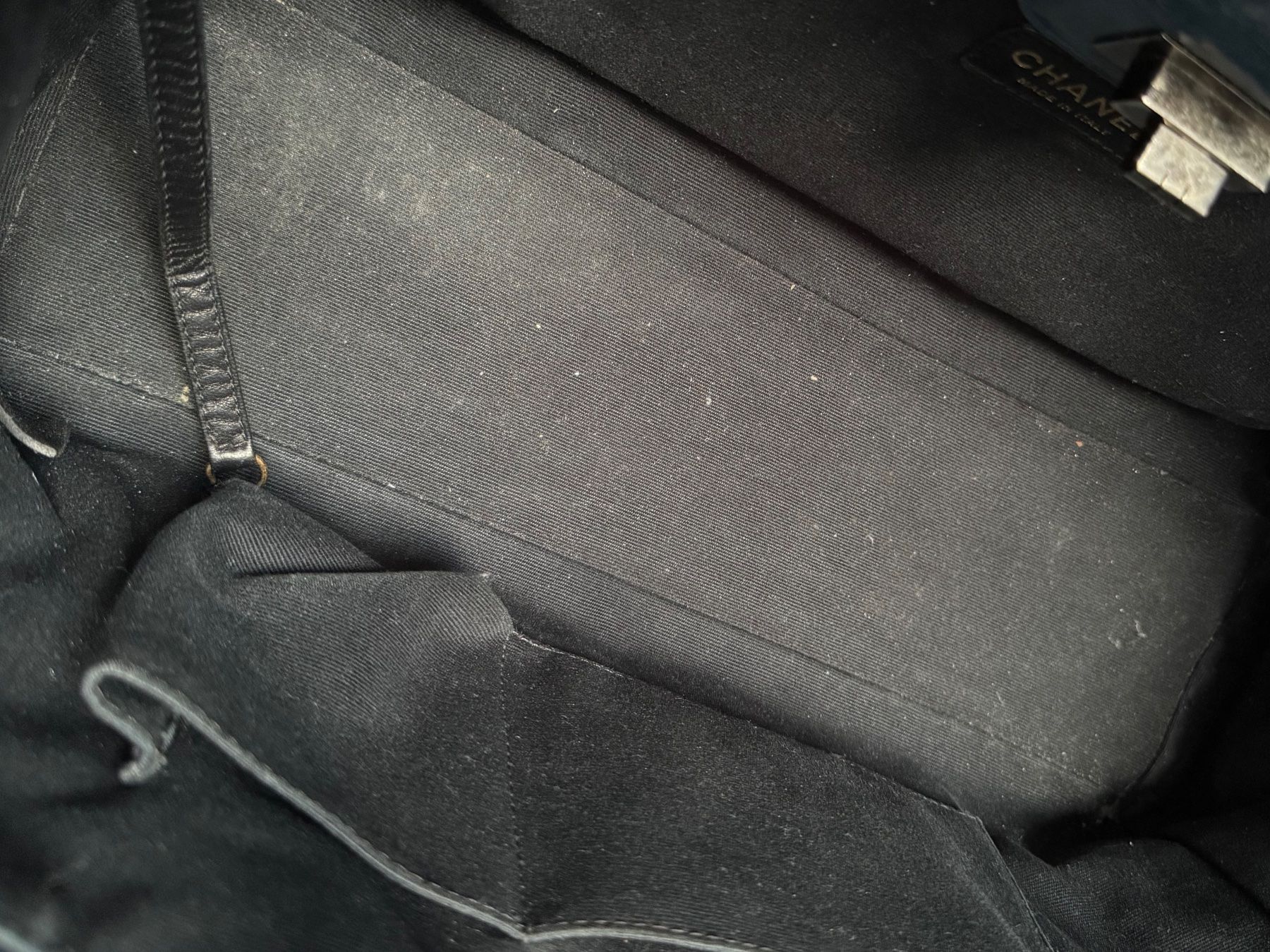 Chanel Taschen für Damen: CHANEL 2.55 Reissue Glazed Tote Tasche – Gebraucht aus Kriens von hannaandkiko 8