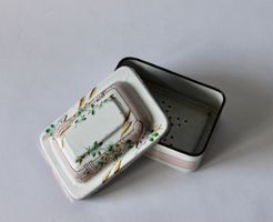 SELTENE SEIFEN DECKELDOSE, METAL EMAILLIERT, VINTAGE.