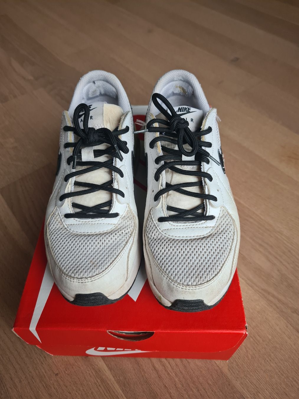 Nike Scarpe da donna: Nike air max 37.5 – Usato da Penthaz venduto da flo_6cvf 1