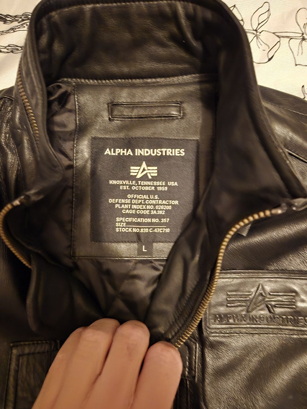 Alpha Industries Giacche: Alpha Industries Leder Jacke Bomber Style, Grösse L – Usato da Ostermundigen venduto da val_x8pv 1