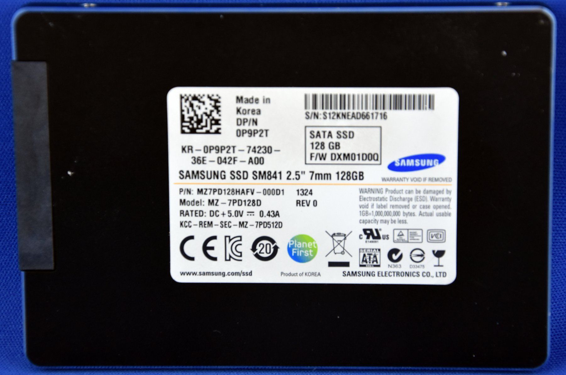 Samsung Harddisks: SAMSUNG SSD SM841  128GB – Gebraucht aus Künten von Arktisde