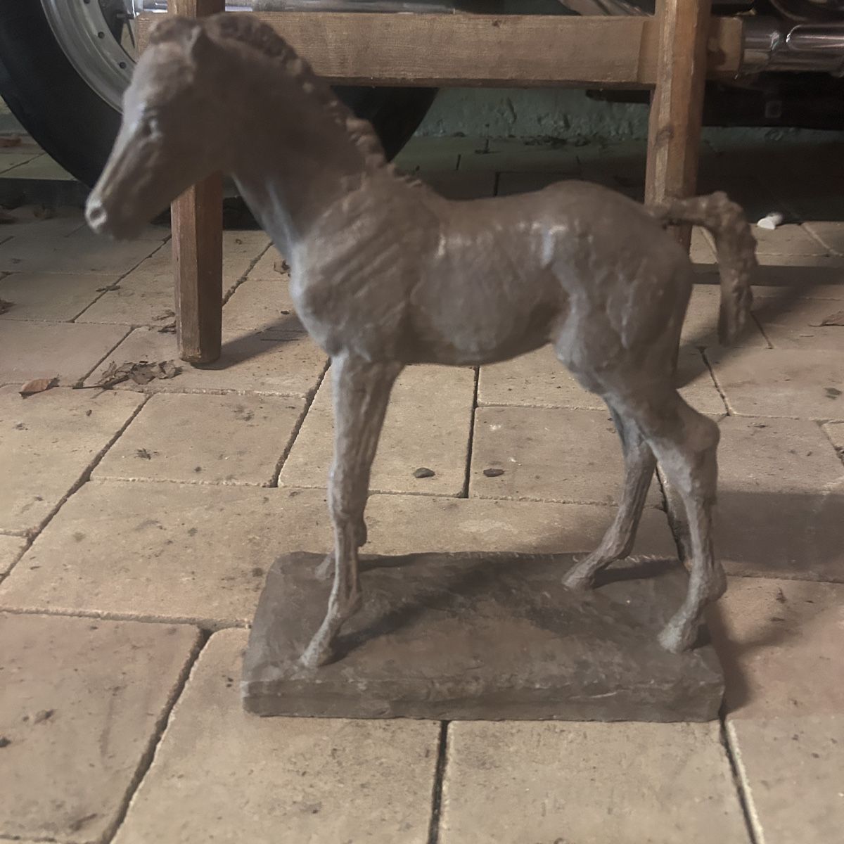 Sculture & Statue: Pferdeskulptur – Usato da Laufen venduto da belleskulptur