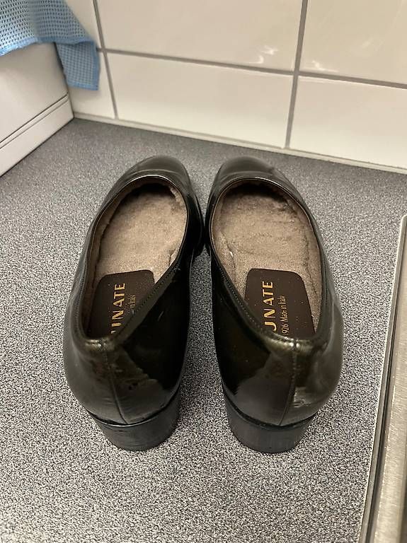 Scarpe da donna: Lack-Pumps – Usato da Merlischachen venduto da Gitta-13 1