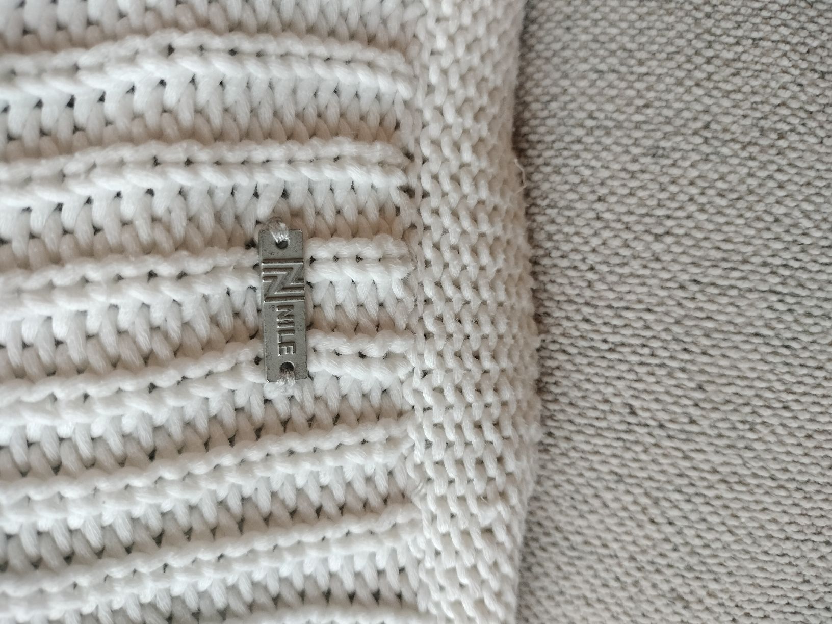 Nile Giacche: Cardigan NILE blanc, taille M – Usato da Massongex venduto da Amel16 3