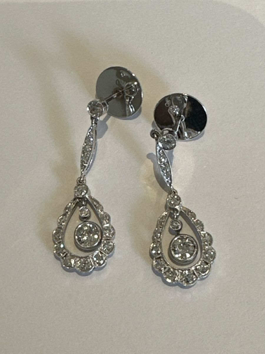 Ohrringe & -stecker: ohrhänger 750/18ct. 5.54gr. (15) – Gebraucht aus Baar von julupa10