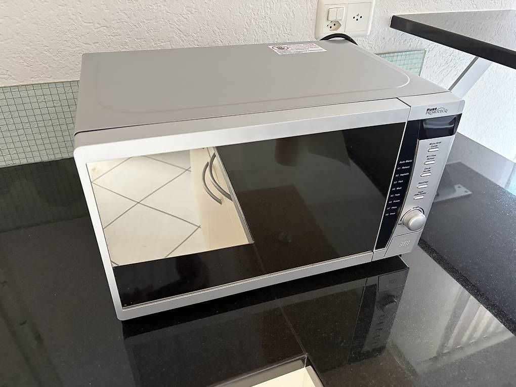 Appareils de cuisine: Mikrowelle Primotecq – D'occasion à Ueberstorf par zum_7rbl