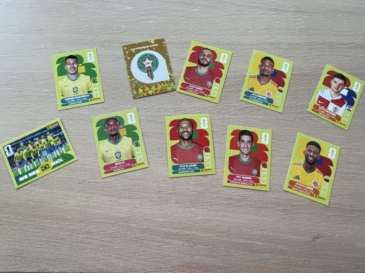 Panini Sammelbilder & Trading cards: Stickers panini  – Neu (gemäss Beschreibung) aus Dompierre FR von matmath