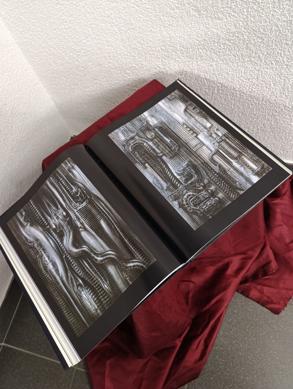 Libri: Livre www HR Giger com/ Taschen – Usato da Avry-sur-Matran venduto da dav_nm5p 6