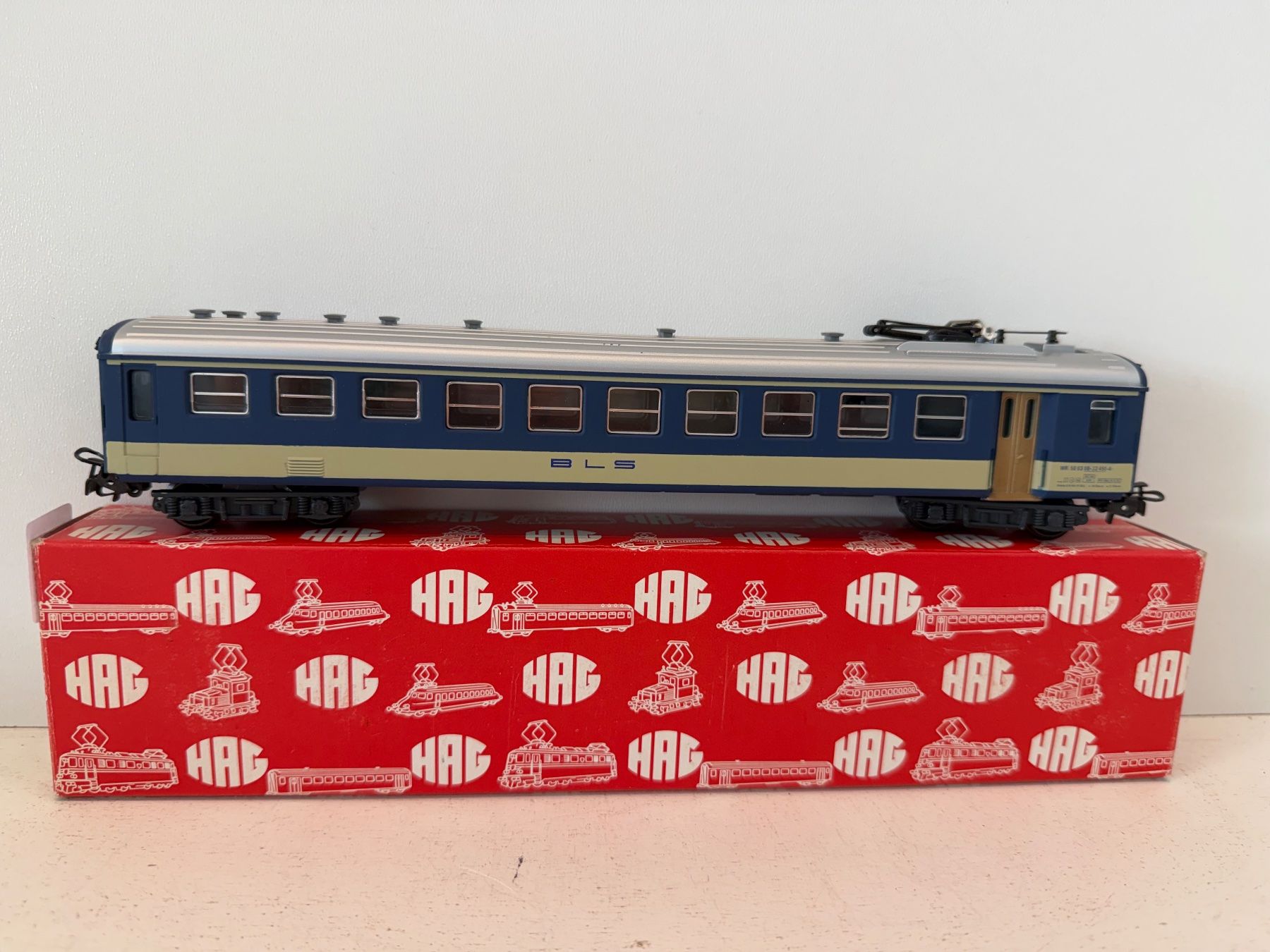 Hag Modellini di ferrovie: HAG 467 Speisewagen BLS – Usato da Büsserach venduto da ModellbahnDepot