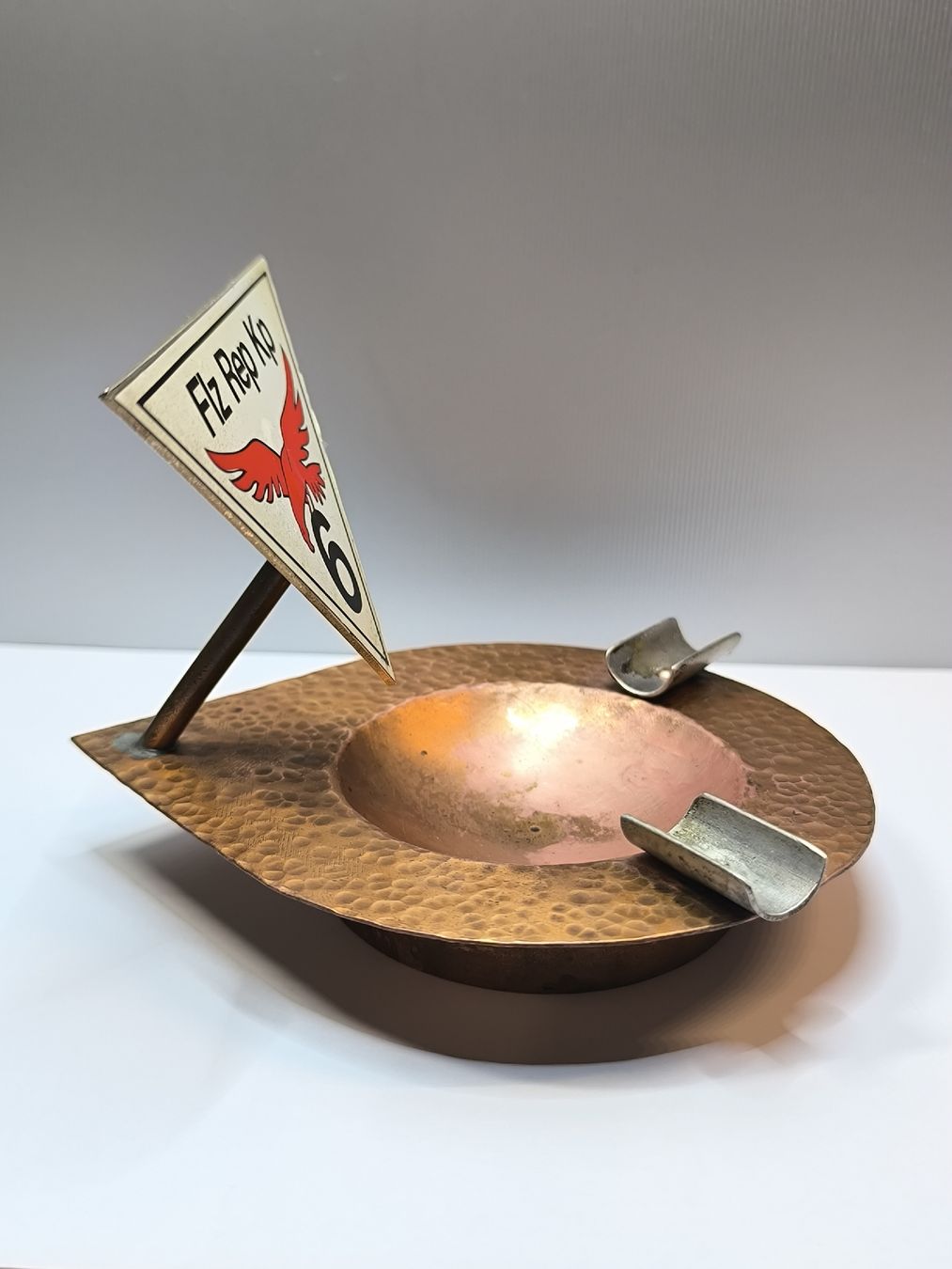 Portacenere: Tisch-Aschenbecher-Souvenir der Schweizer Luftwaffe – Usato da Boniswil venduto da ilk_qkq5 4