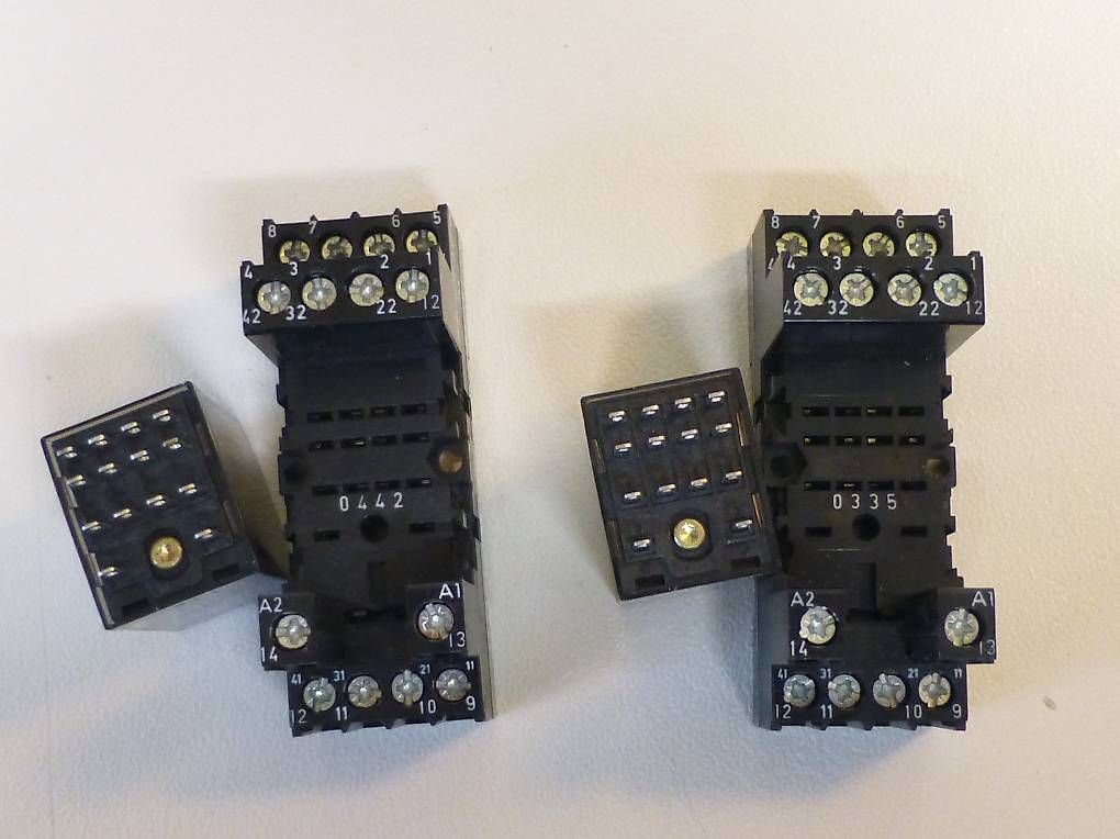 Componenti elettronici: Schrack Relais Schaltrelais ZG450524 – Nuovo (secondo la descrizione) da Reinach BL venduto da claubar 3