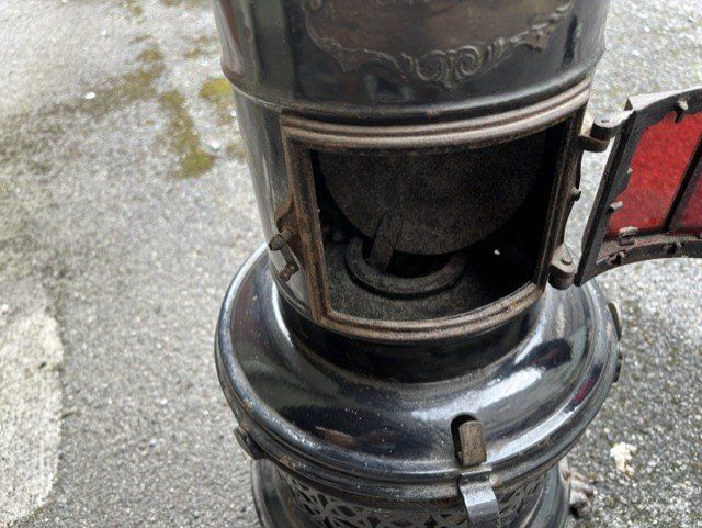 Schwedenöfen: Four à pétrole – Gebraucht aus Vevey von jea_fyh5 2