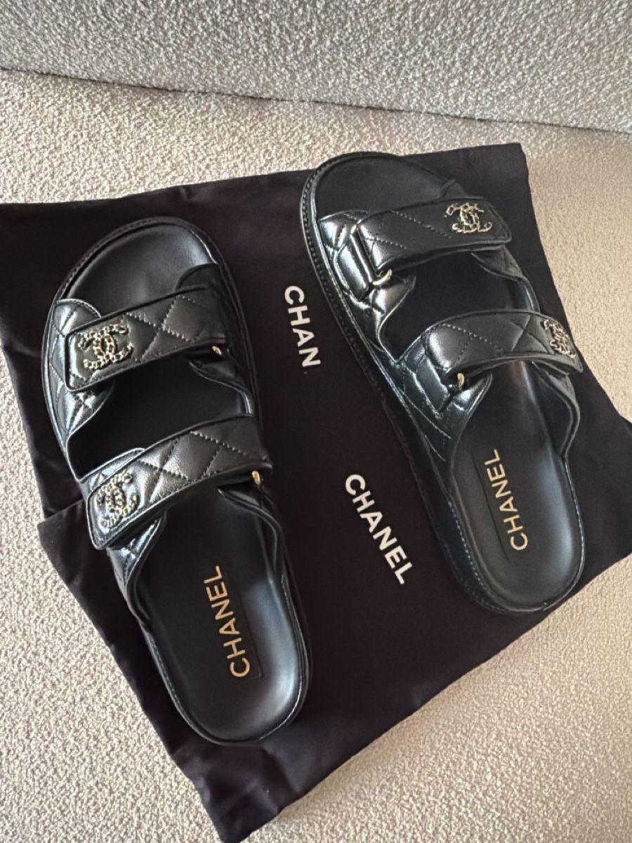 Chanel Scarpe da donna: Chanel Dad Sandals Black Size 38.5 Leather NEW – Nuovo (secondo la descrizione) da Herrliberg venduto da Rondinellaxoxo