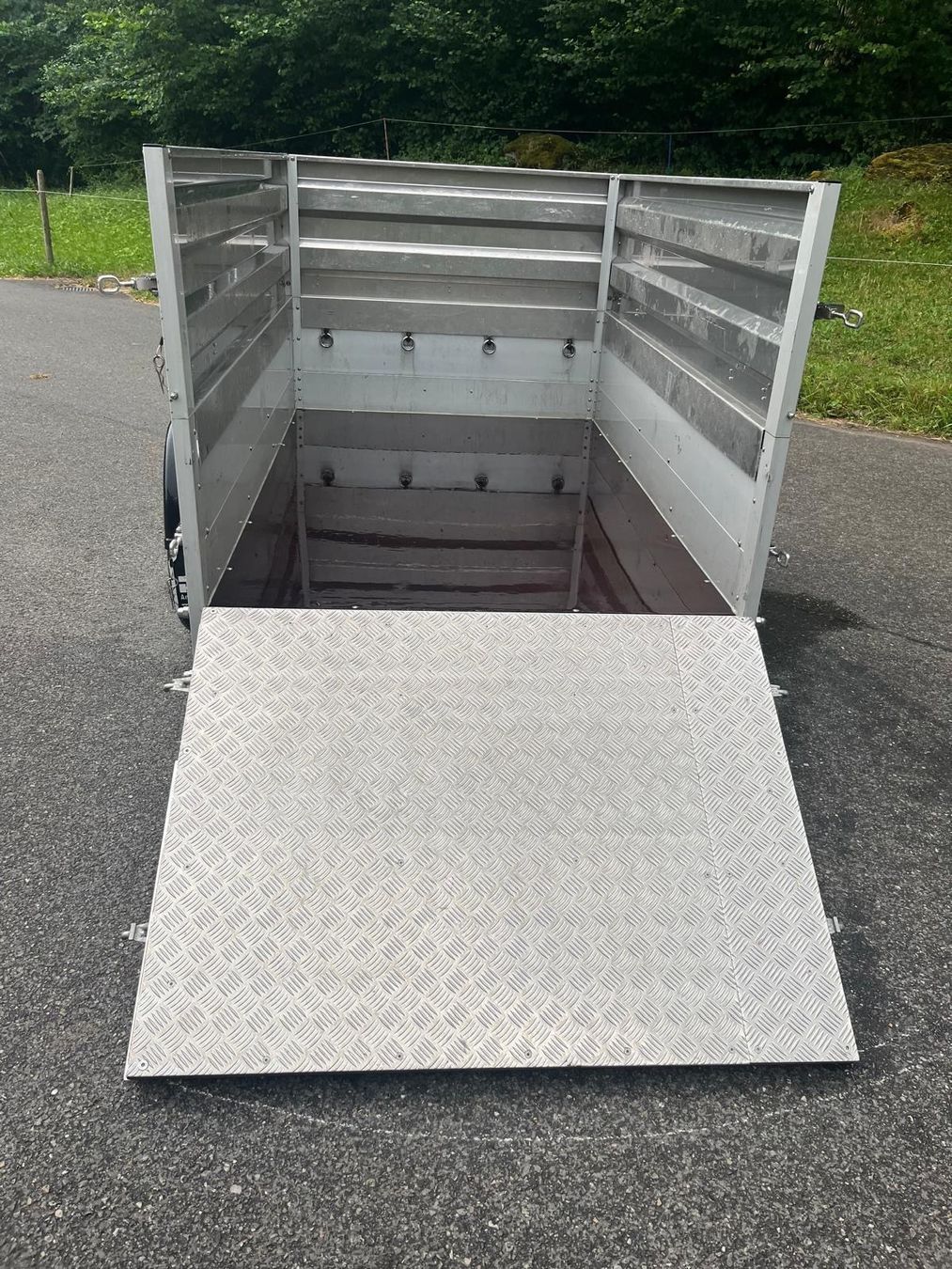Hrb Anhänger: Anhänger HRB 1300kg mit Plane – Gebraucht aus Meiringen von Sgl 7