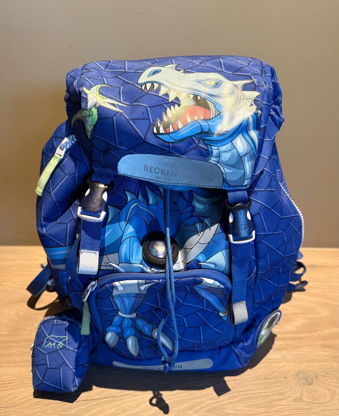 Sacs & sacs à dos: Beckmann Schulrucksack mit Dinosaurier – D'occasion à Küsnacht ZH par ch_schweiz 1