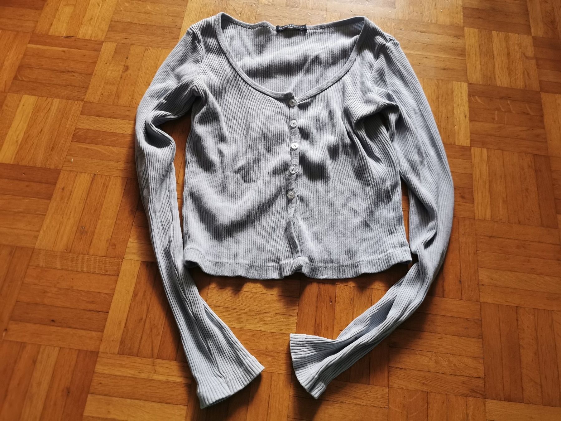 Lotti di vestiti: Dünne Jackli und T-Shirt Gr. S – Usato da Basel venduto da grandfamily 5