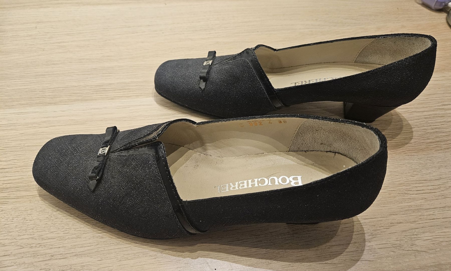 Scarpe da donna: BOUCHEREL black pumps size 38.5 pre-owned – Usato da Wallisellen venduto da Duranduran 3