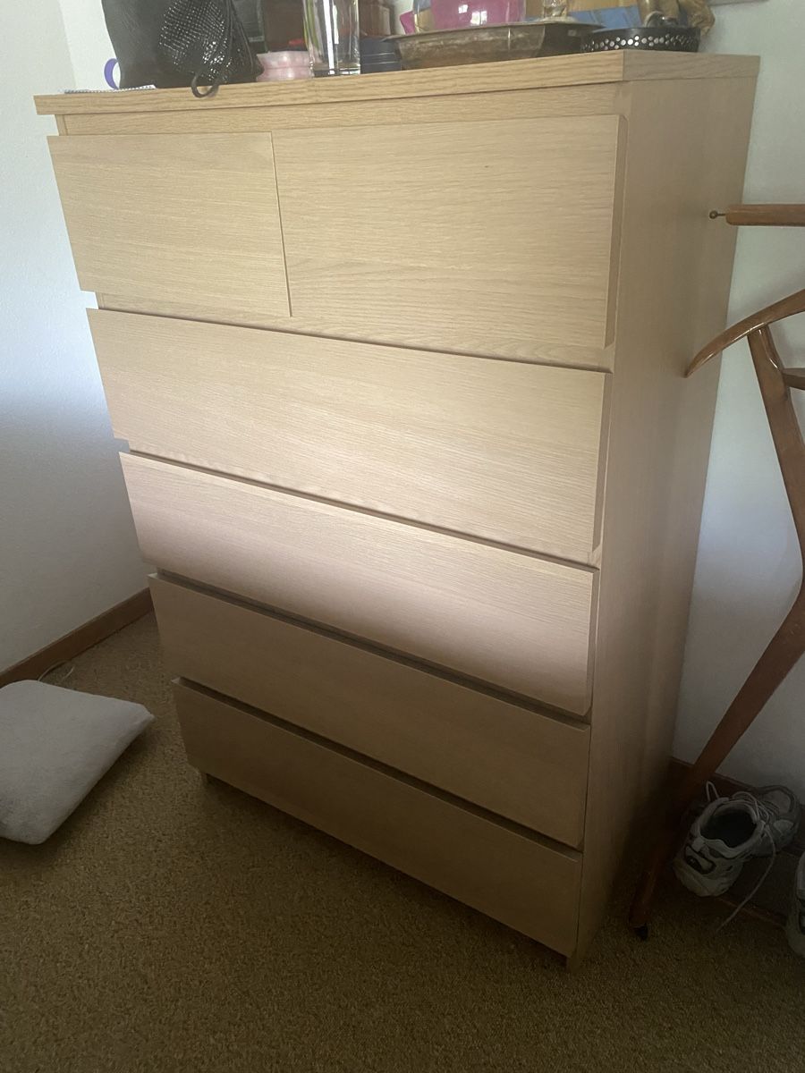 Ikea Kommoden: Ikea Malm cassettiera alta – Gebraucht aus Küssnacht am Rigi von CALIFRASQUI