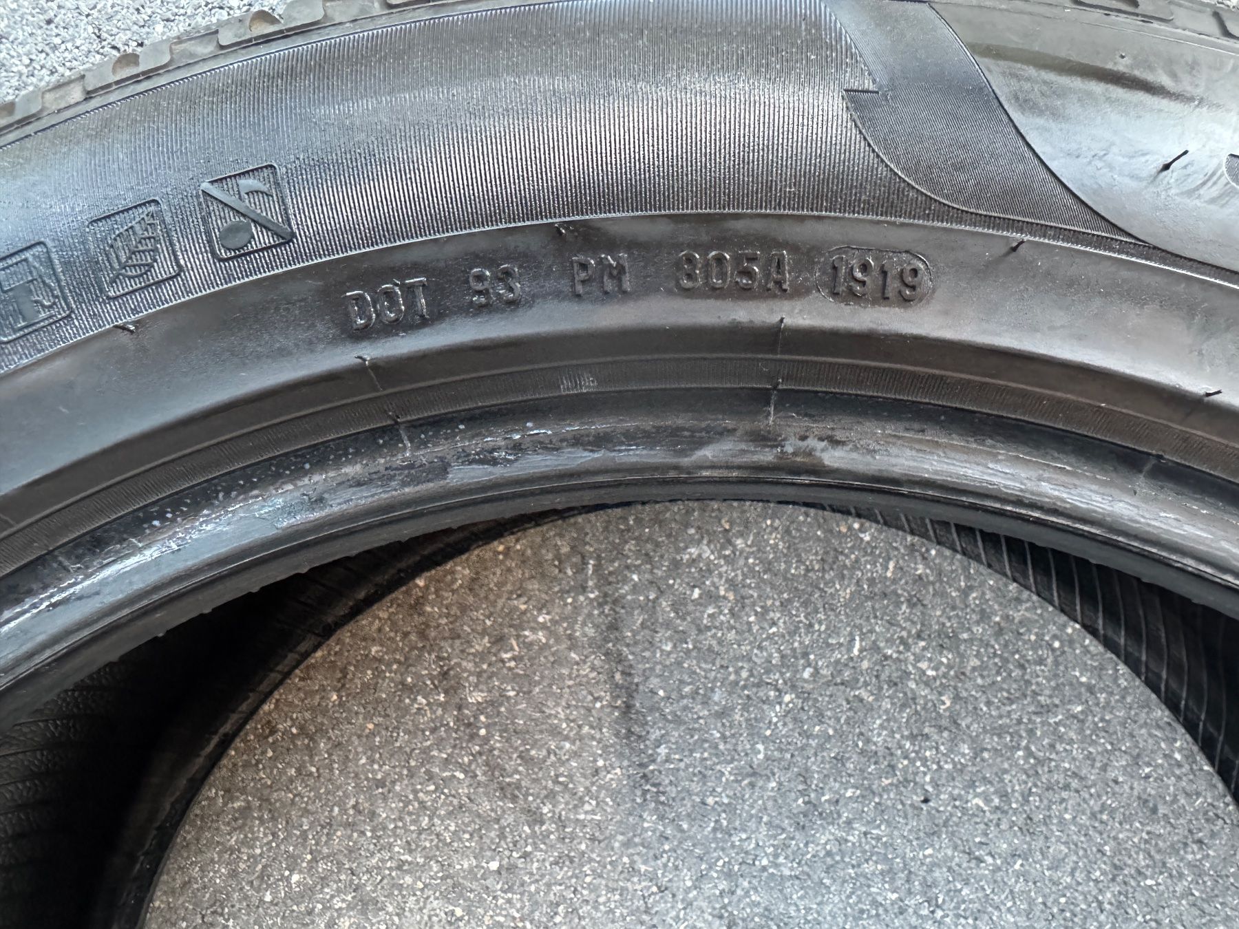 Pirelli Pneus & Roues: 235/55R20 – D'occasion à Widen par Dinero02 7
