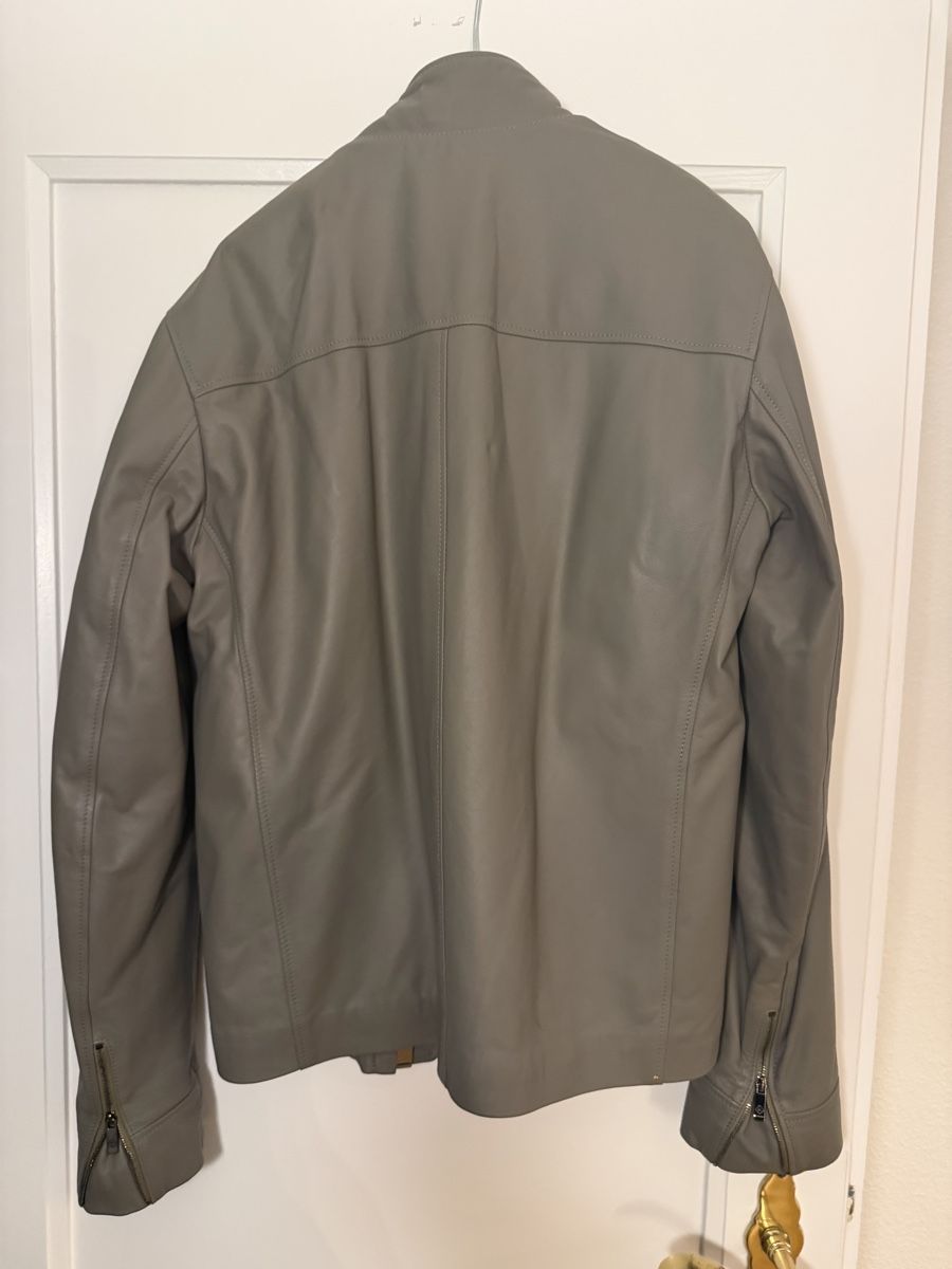 Corneliani Giacche: Lederjacke aus Lammleder Corneliani Grösse 48 – Usato da Zürich venduto da Glamour2019 2