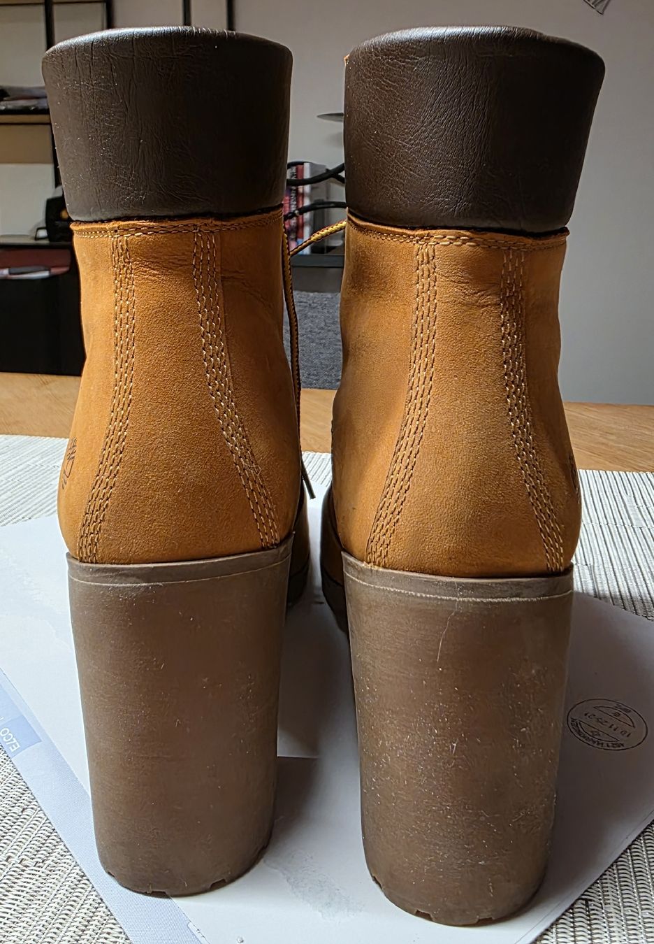 Timberland Scarpe da donna: Timberland Damenstiefel mit Absatz, Grösse 40 – Usato da Schlieren venduto da jen_x559 3