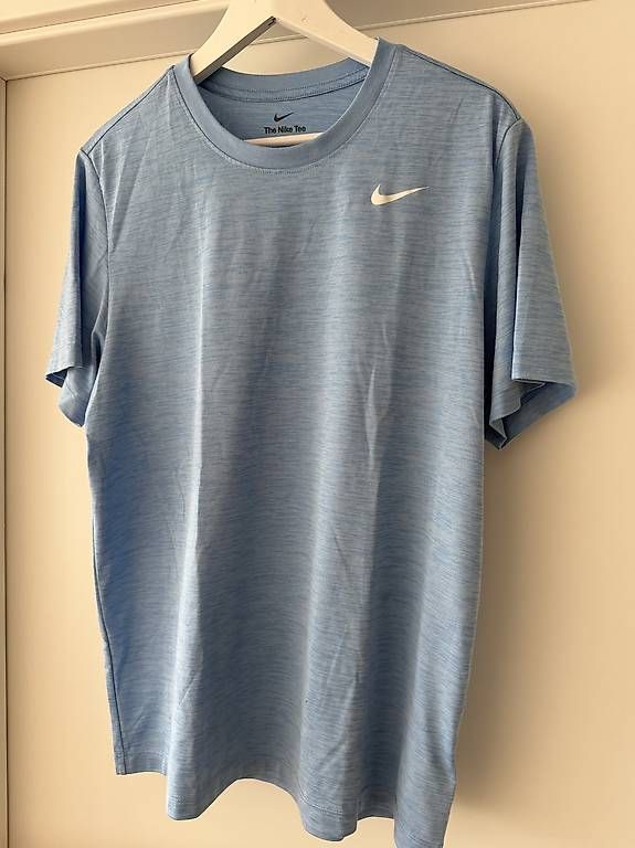 Nike T-Shirts: The Nike-Tee DRI-FIT taille L comme neuf – Neu (gemäss Beschreibung) aus Lausanne von chr_m7h2 4