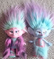 Lot de 2 poupées Trolls.