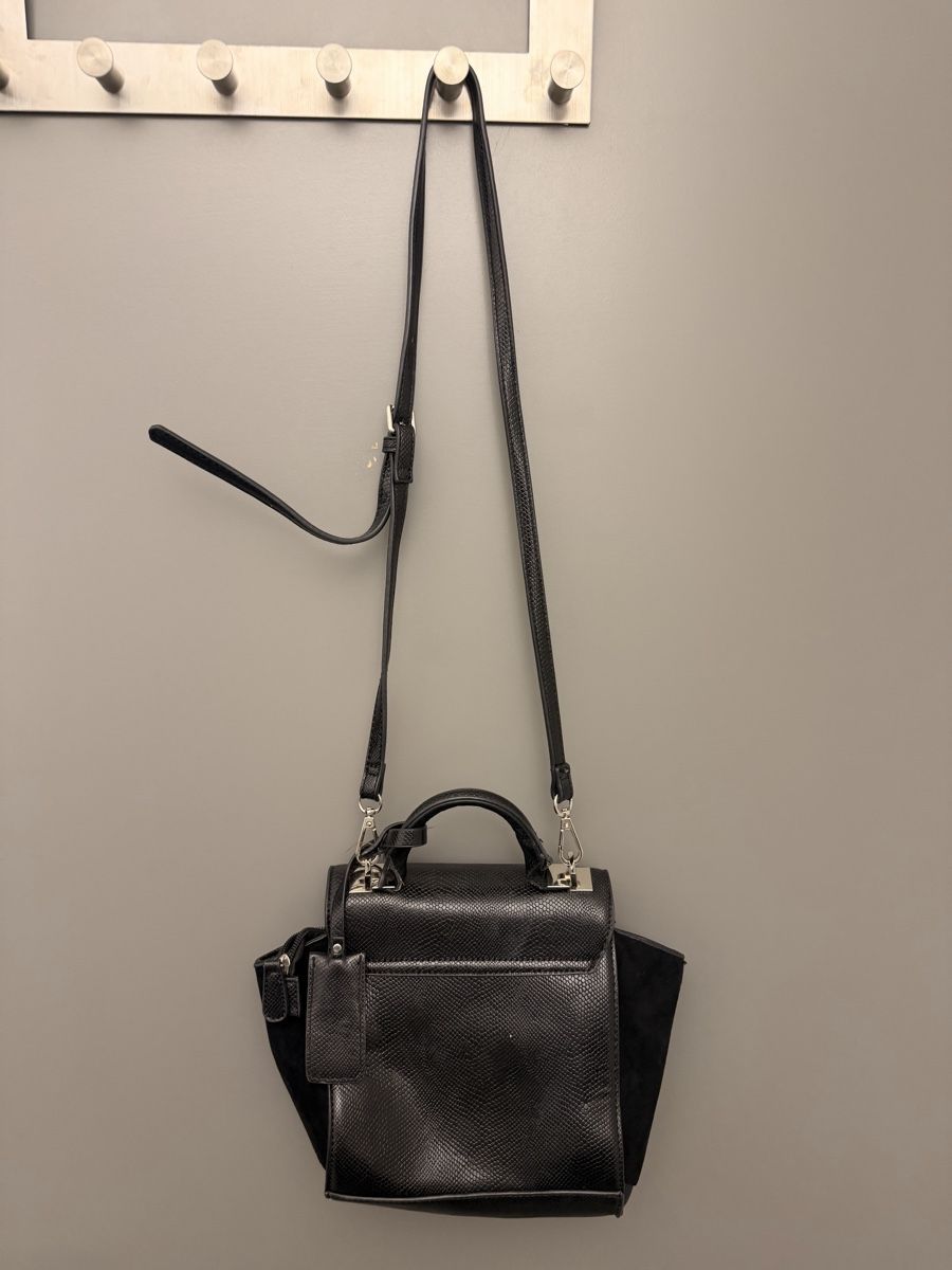 Hallhuber Taschen für Damen: Hallhuber Tasche – Gebraucht aus Küsnacht ZH von car_s7vs 1