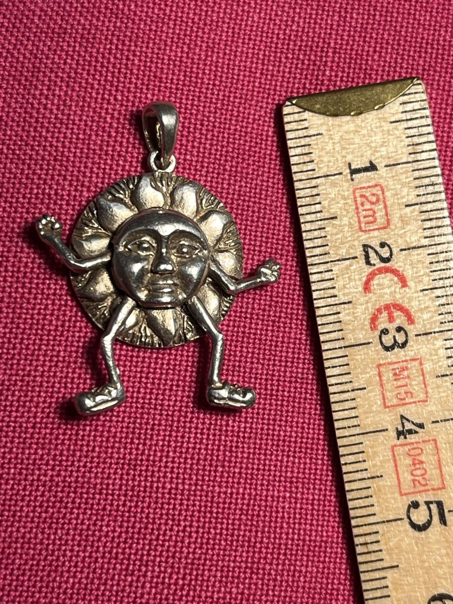Pendentifs: Tanzende Sonne aus silber – D'occasion à Neuenhof par Ivita 1