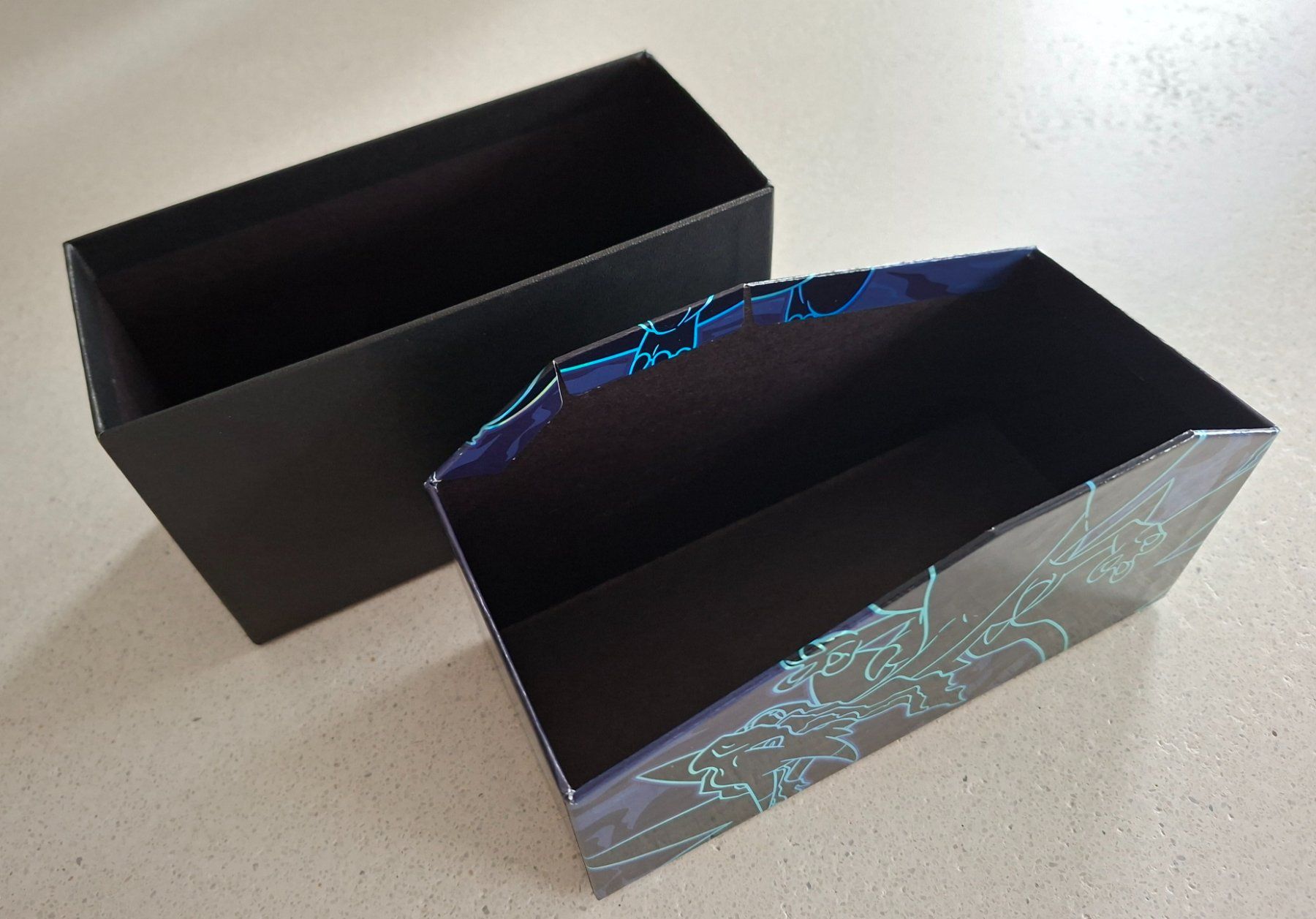 Pokémon Carte collezionabili: Phantasmal Flames - Mega Charizard X Etb - empty – Usato da Bellinzona venduto da Pagur 2