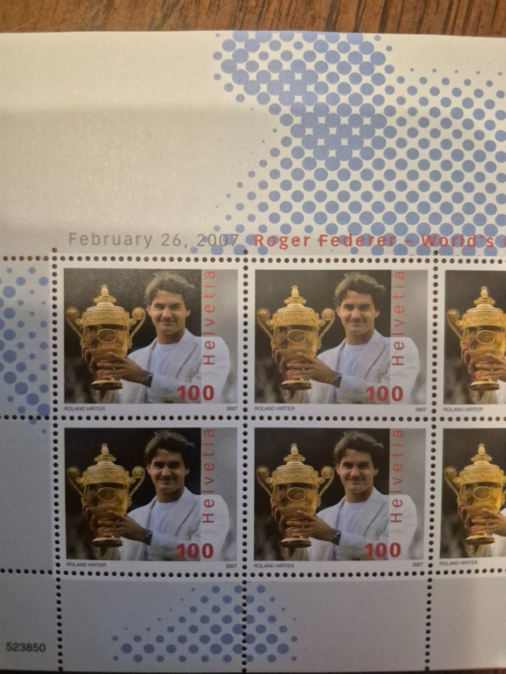 Tutti i francobolli: Bloc de timbres Suisses Roger Federer de 2007 – Nuovo (secondo la descrizione) da Monthey venduto da Lamarmotte 1