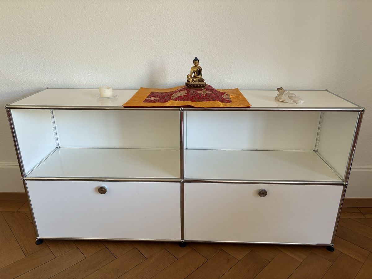 USM Cassettiere: USM-Sideboard – Usato da Biel/Bienne venduto da davidbienne