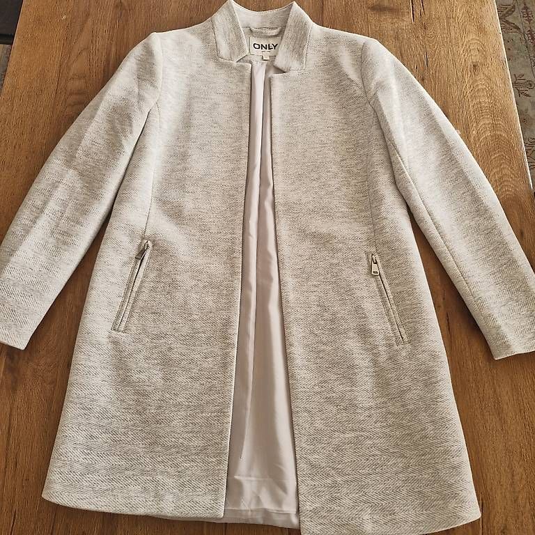 Only Cappotti: Damen Mantel Only Grösse S – Usato da Schaffhausen venduto da Jakarila