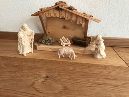 Weinachtskrippe aus Holz TOP