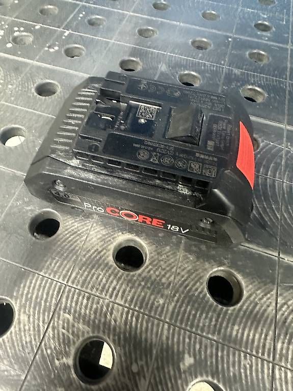 Bosch Caricatori & Batterie: akku bosch 18v – Usato da Hausen AG venduto da mb2023