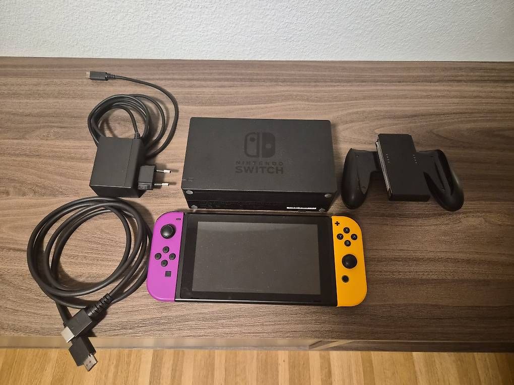 Nintendo Konsolen: Nintendo switch – Gebraucht aus Lausanne von FMDW