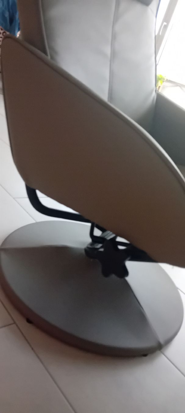 Sessel: Sessel mit Beinhocker – Gebraucht aus Reiden von eni_fzg6 2