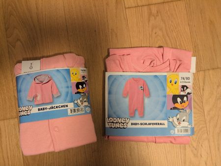 Schlafoverall & Jäckchen von Looney Tunes (Gr. 74/80, 6-12M)