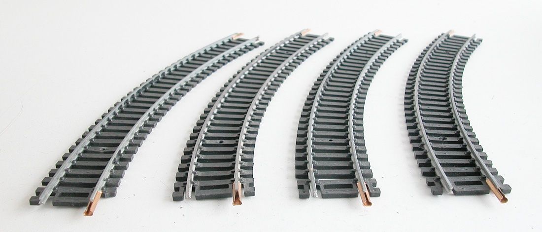Lima Modellini di ferrovie: Lima 23 Gleise gebogen 3030 Spur H0 – Usato da Oberwil BL venduto da Klang 2