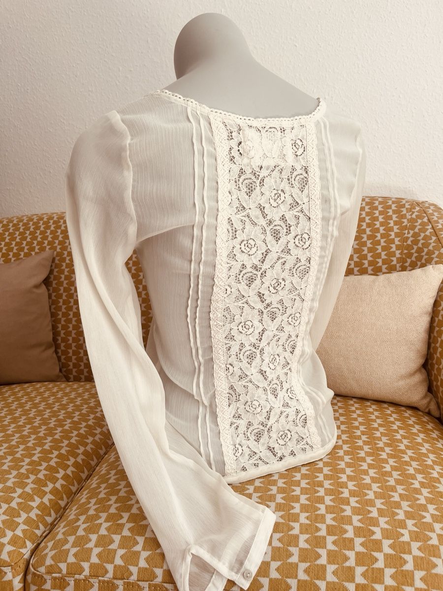 Camicette: Zarte Spitzenbluse - Grösse XS – Usato da St. Gallen venduto da BikeladyShop 2
