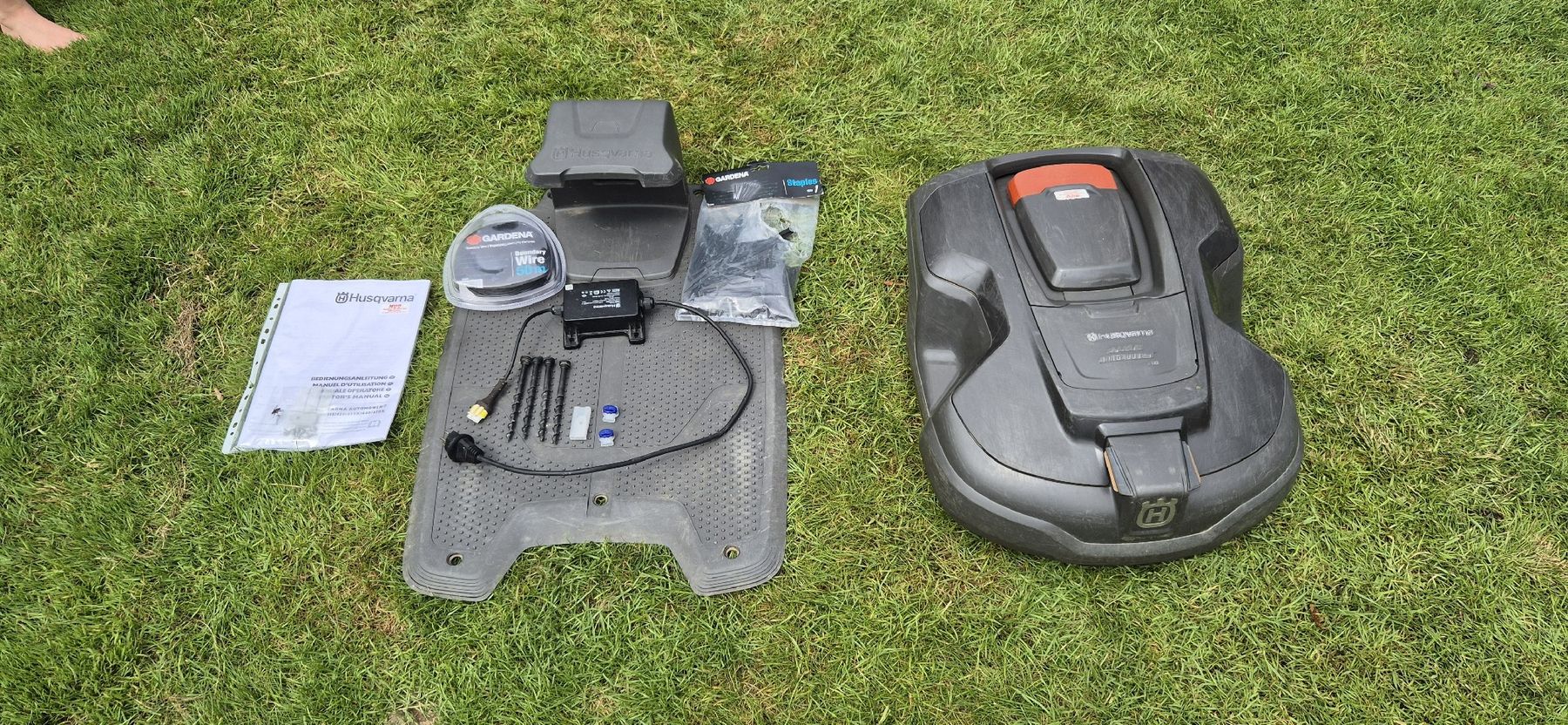 Husqvarna Tondeuses à gazon: Husqvarna Mähroboter Automower 310 – D'occasion à Staufen par nerve