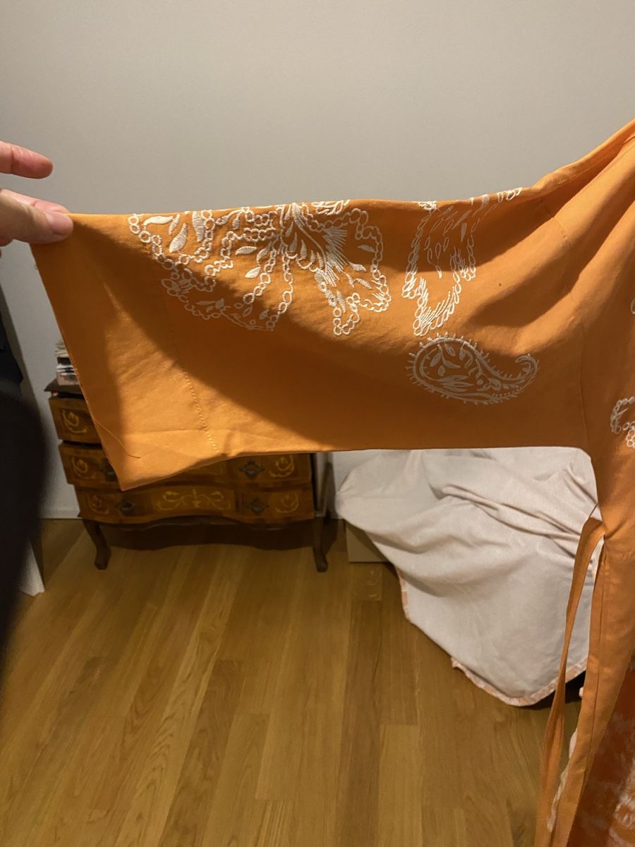 Art international: Kimono long orange avec broderies blanches taille M – Neuf avec emballage d'origine à Nyon par rab_vl5j 3