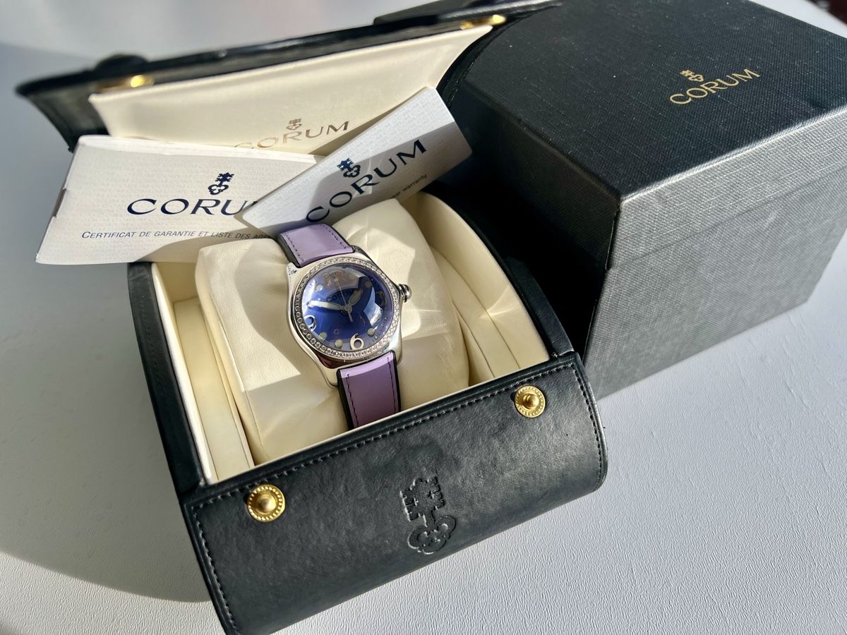 Corum Orologi: CORUM Bubble Lady, 34mm, Bezel fully set diamonds, SRP6000.- – Nuovo e nell'imballaggio originale da Le Mont-sur-Lausanne venduto da LycaGallery 9
