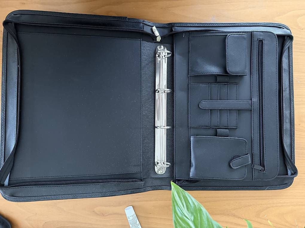Valigie & Borse: Ringbuchmappe – Usato da Zürich venduto da Kumango 1