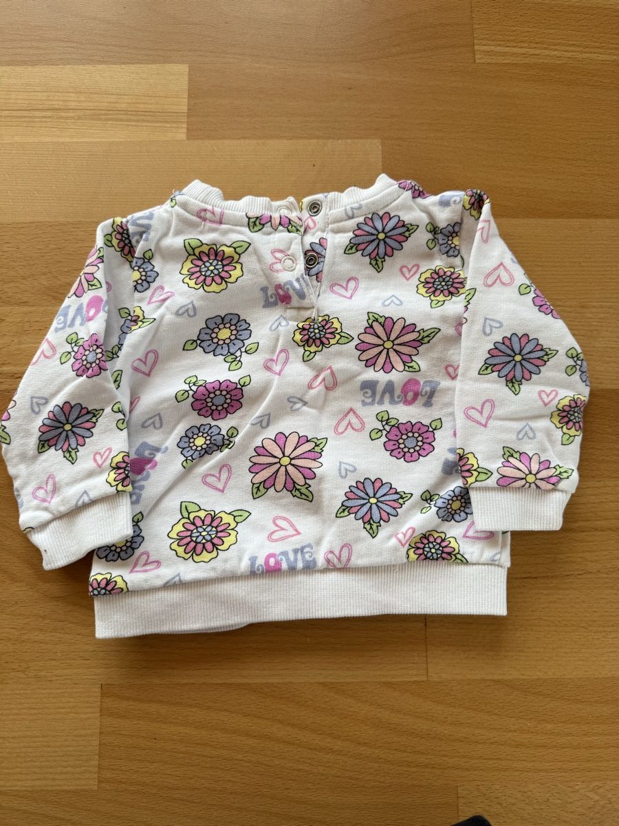 Pulls et sweat-shirts: Moderner Babypullover Grösse 62 – D'occasion à Pragg-Jenaz par gobrist 1