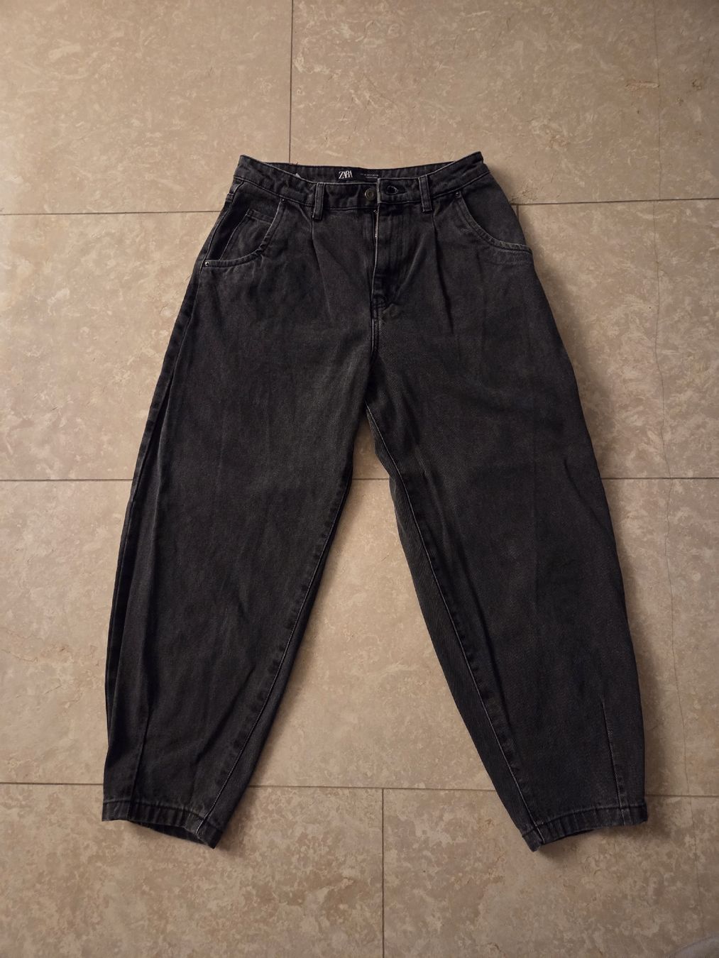 Zara Jeans: Jeans Zara – Usato da Reinach AG venduto da zazalino